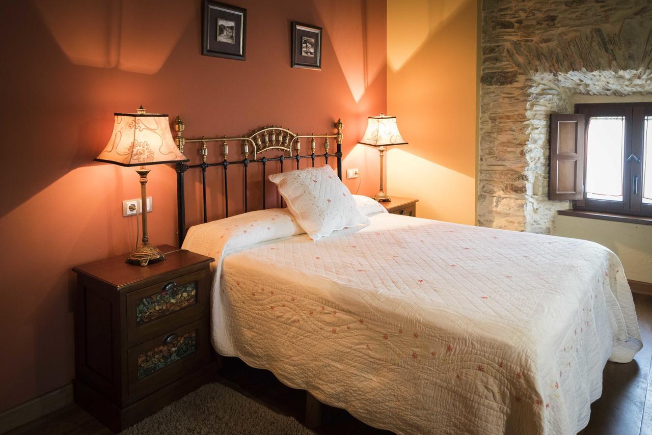 Hotel Rural Casona Trabadelo Vegadeo Bagian luar foto