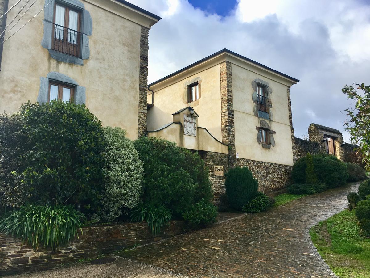Hotel Rural Casona Trabadelo Vegadeo Bagian luar foto