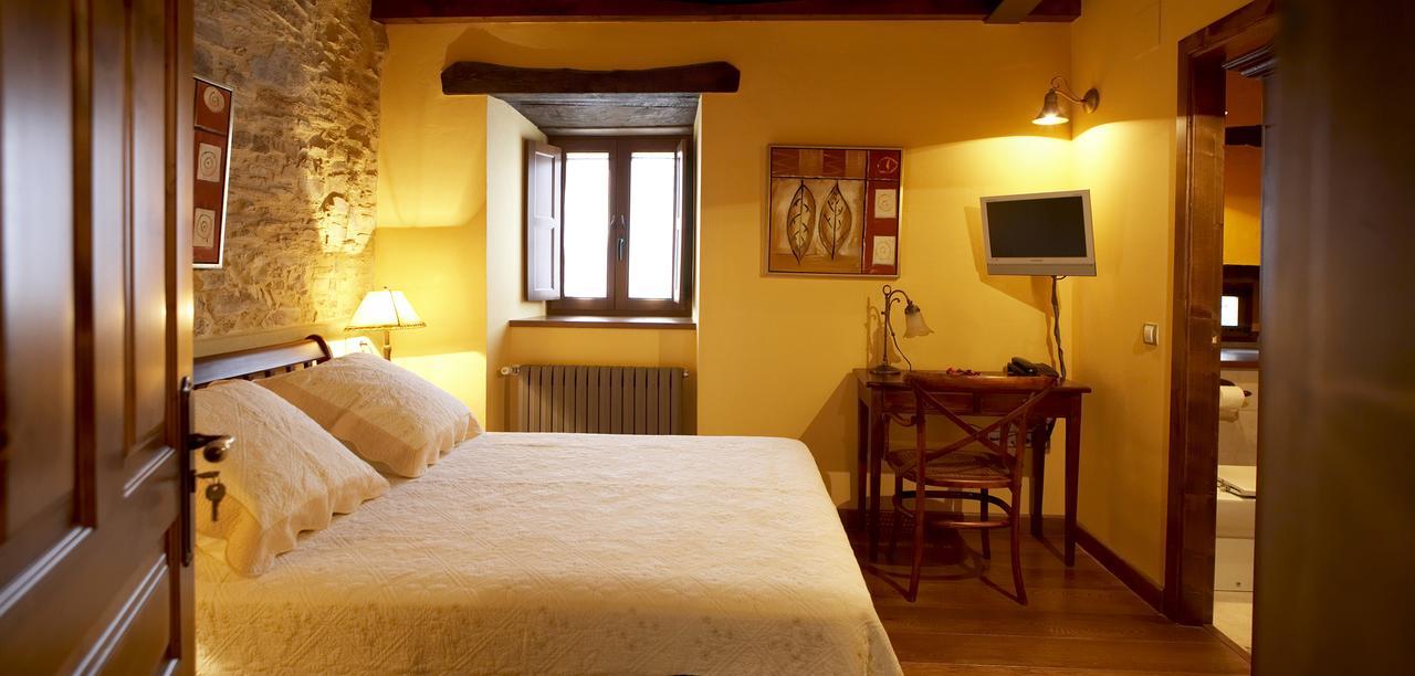 Hotel Rural Casona Trabadelo Vegadeo Bagian luar foto