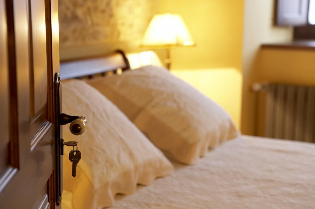 Hotel Rural Casona Trabadelo Vegadeo Bagian luar foto