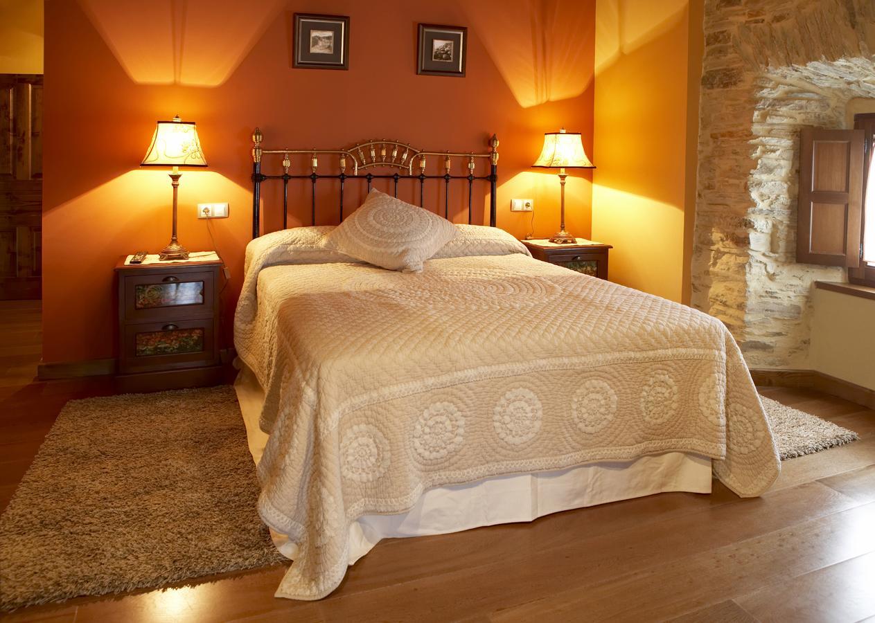 Hotel Rural Casona Trabadelo Vegadeo Bagian luar foto