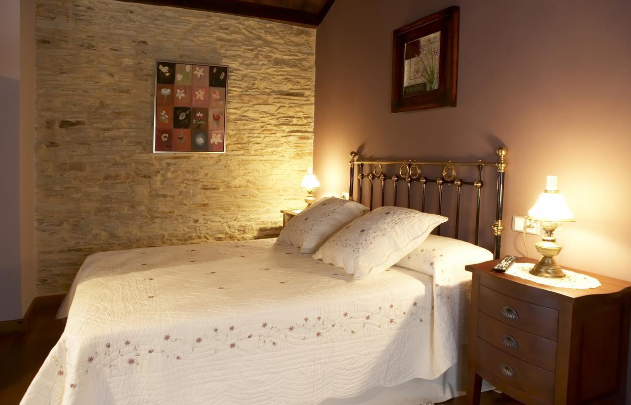 Hotel Rural Casona Trabadelo Vegadeo Bagian luar foto