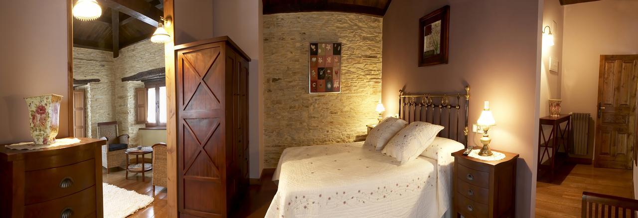 Hotel Rural Casona Trabadelo Vegadeo Bagian luar foto
